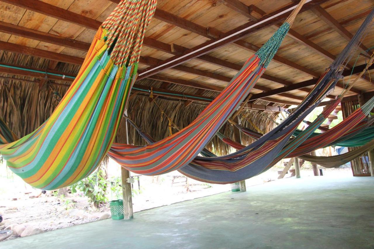 Pensión La Aldea Hostel, Y Hamacas